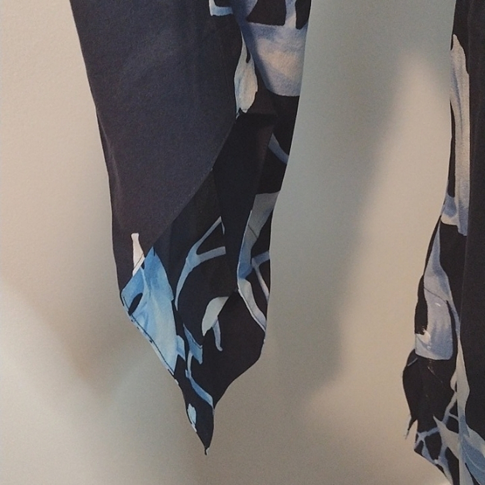 Escada 100% silk v-neck tie front floral tunic EU 42 - Picture 6 of 10